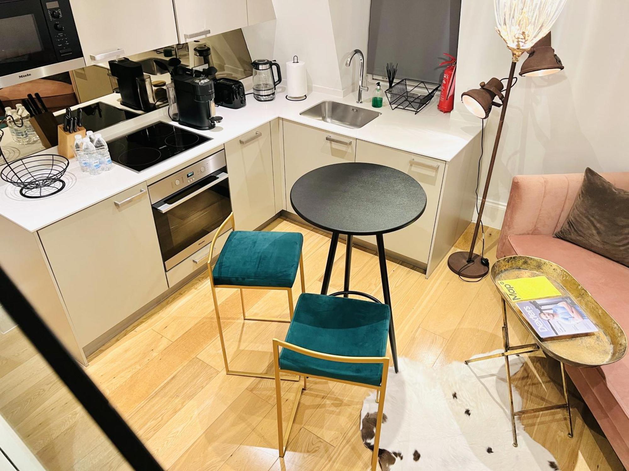 Soho Apartment *