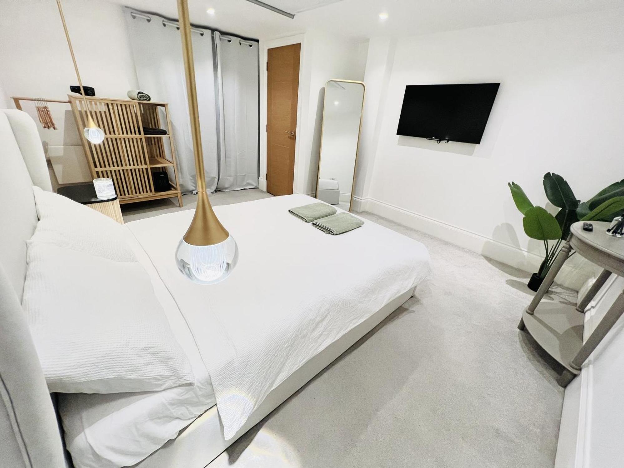 Soho Apartment *